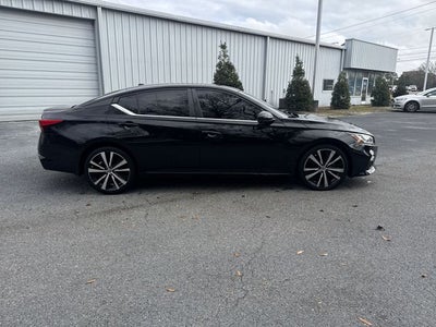 2021 Nissan Altima 2.0 SR