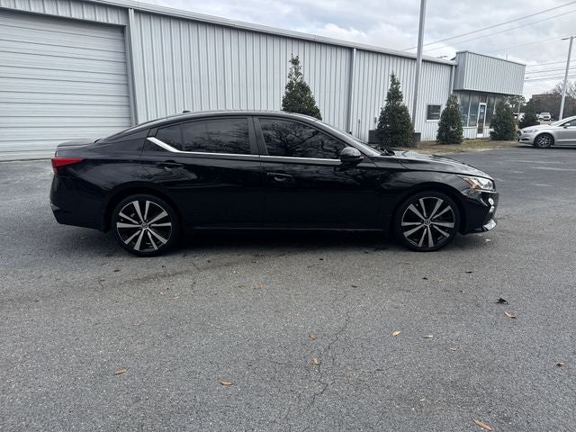 2021 Nissan Altima 2.0 SR