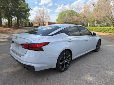 2023 Nissan Altima 2.5 SR Premium