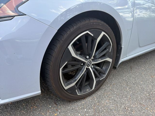 2023 Nissan Altima 2.5 SR Premium