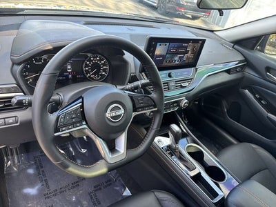 2025 Nissan Altima 2.5 SR
