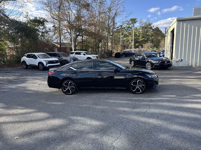 2025 Nissan Altima 2.5 SR