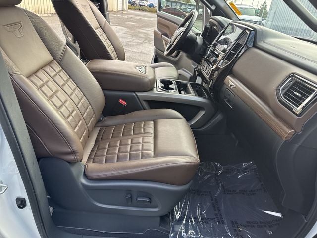 2023 Nissan Titan Platinum Reserve