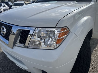 2016 Nissan Frontier SV