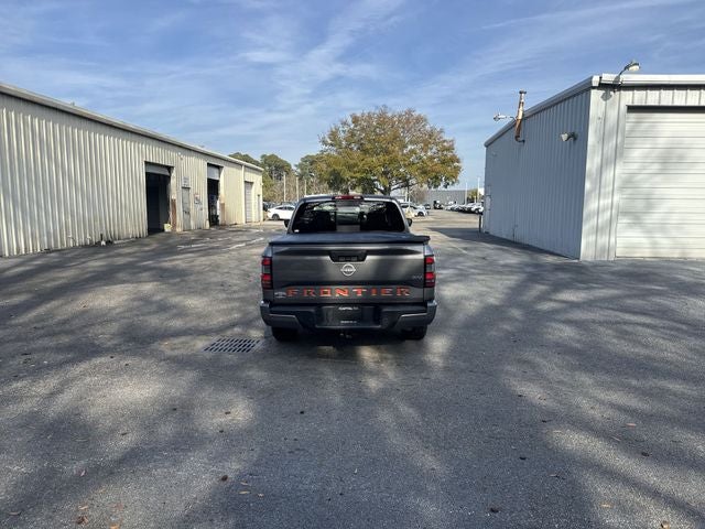 2024 Nissan Frontier SV