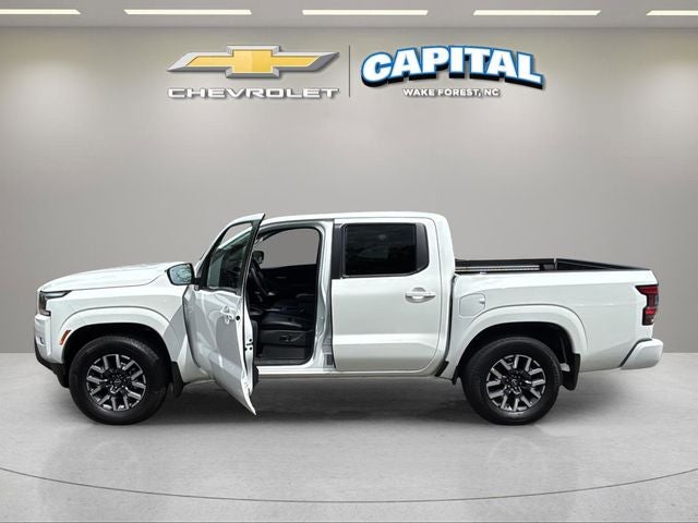 2024 Nissan Frontier SL