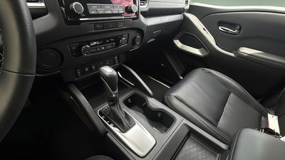 2024 Nissan Frontier SL