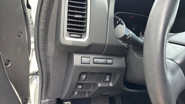 2024 Nissan Frontier SL