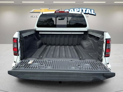 2024 Nissan Frontier SL
