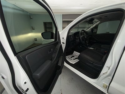 2022 Nissan Frontier S