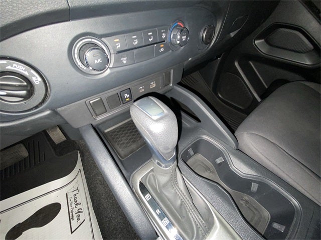 2022 Nissan Frontier S