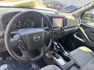 2022 Nissan Frontier SV