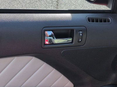 2013 Ford Mustang V6 Premium