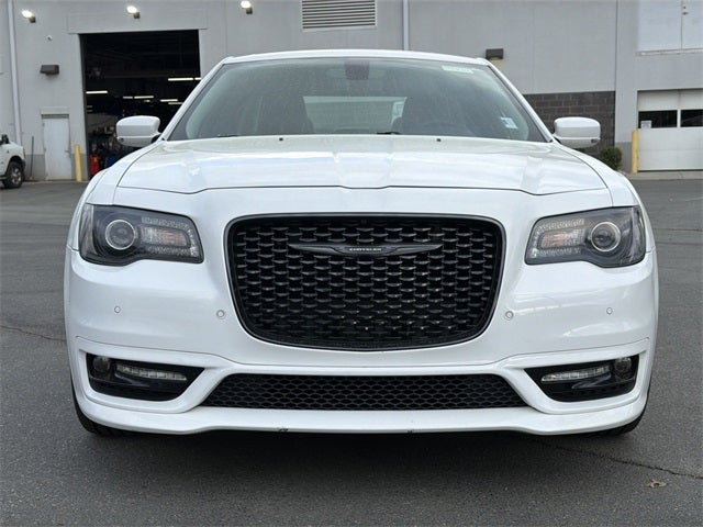 2023 Chrysler 300 Touring