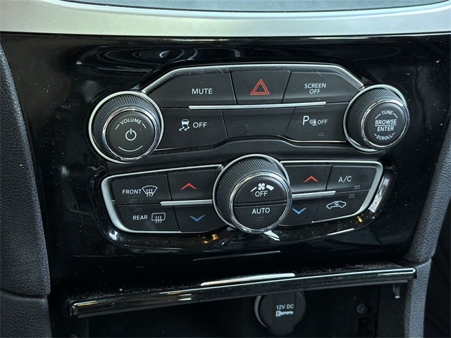 2023 Chrysler 300 Touring