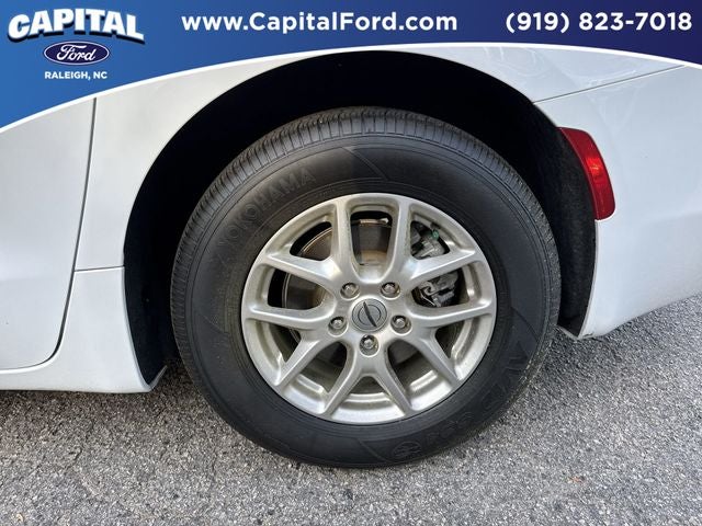 2024 Chrysler Voyager LX