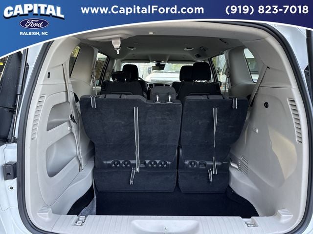 2024 Chrysler Voyager LX