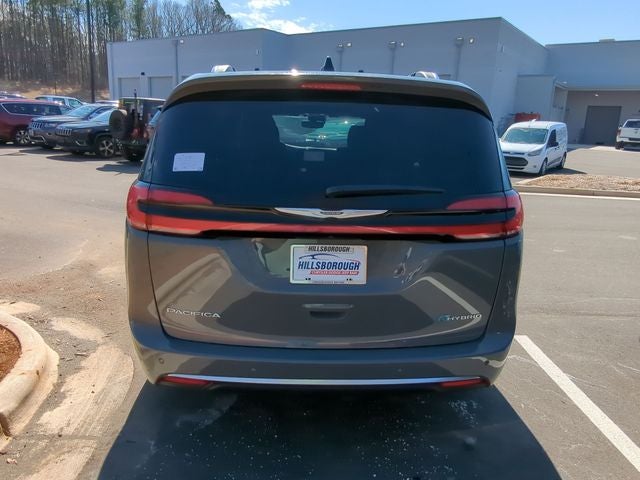 2025 Chrysler Pacifica Hybrid Pinnacle