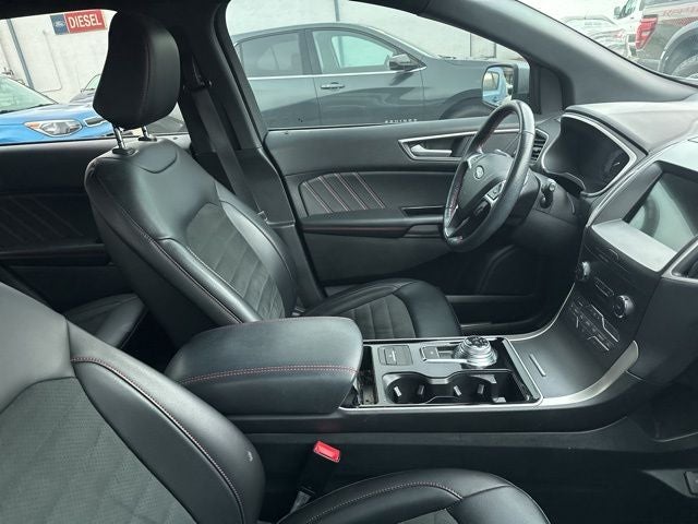 2020 Ford Edge ST Line