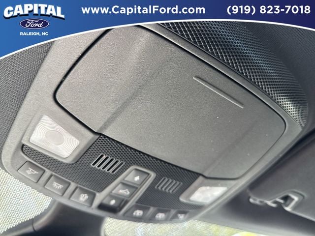 2022 Ford Edge ST Line