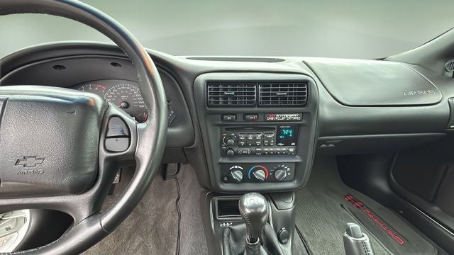 2002 Chevrolet Camaro Z28 SUPER SPORT T-TOP 6 SPEED