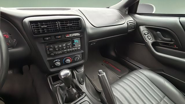 2002 Chevrolet Camaro Z28 SUPER SPORT T-TOP 6 SPEED