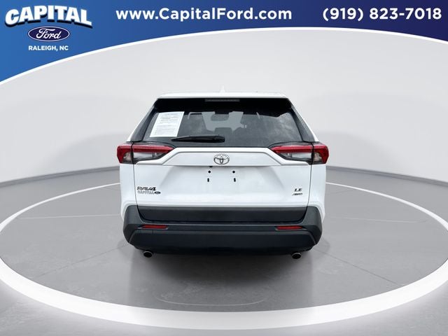 2024 Toyota RAV4 LE