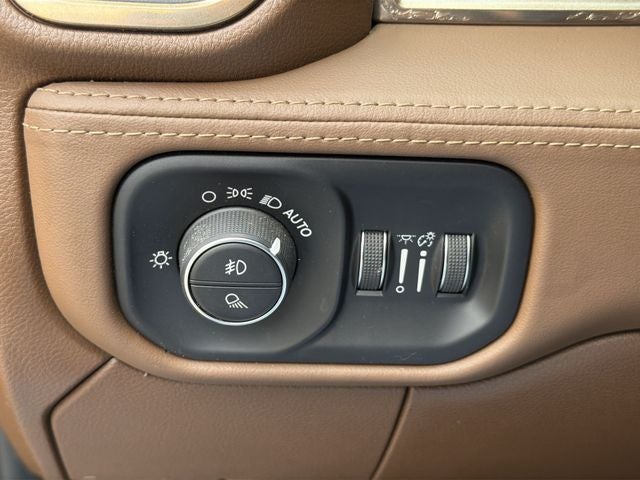 2022 RAM 3500 Laramie Longhorn