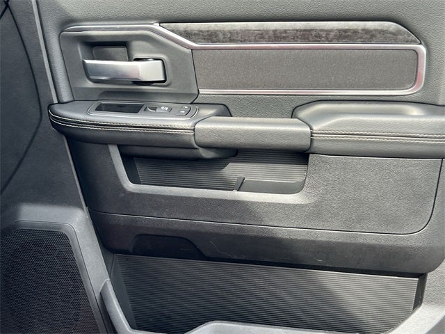 2024 RAM 2500 Big Horn CAN YOU SAY 6.4 HEMI