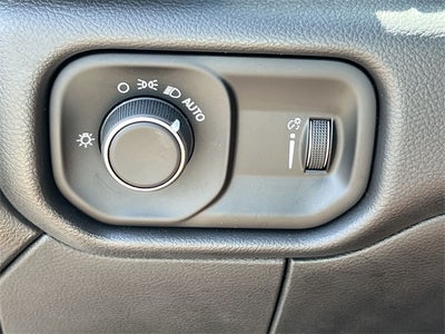 2024 RAM 3500 Tradesman Reg Cab 4X2