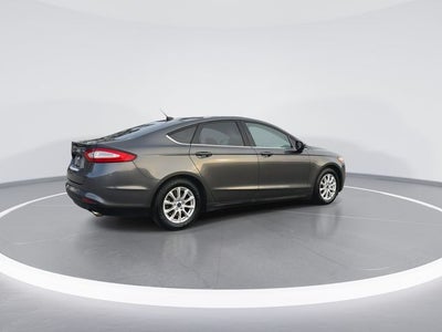 2016 Ford Fusion S
