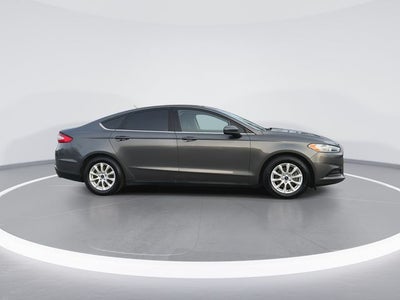 2016 Ford Fusion S