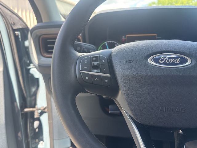 2023 Ford Maverick Lariat