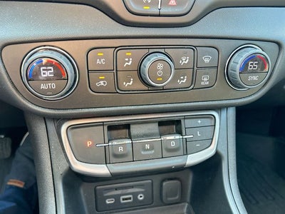 2023 GMC Terrain AT4