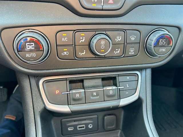 2023 GMC Terrain AT4