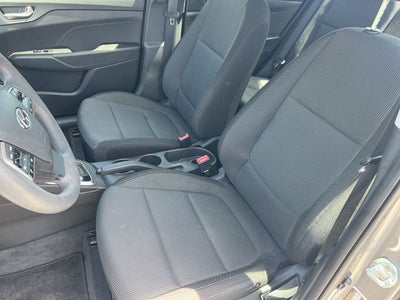 2022 Hyundai Accent SE