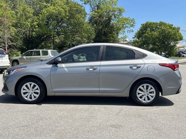2022 Hyundai Accent SE