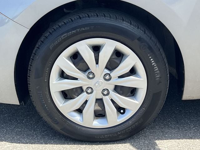 2022 Hyundai Accent SE