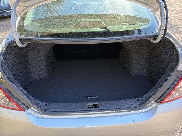 2019 Nissan Versa 1.6 S