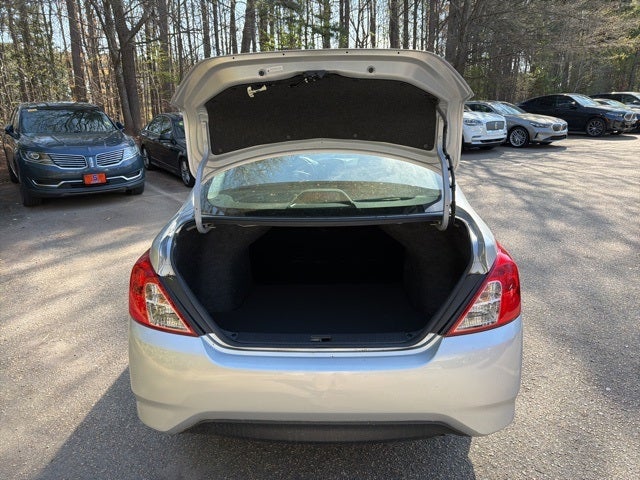 2019 Nissan Versa 1.6 S