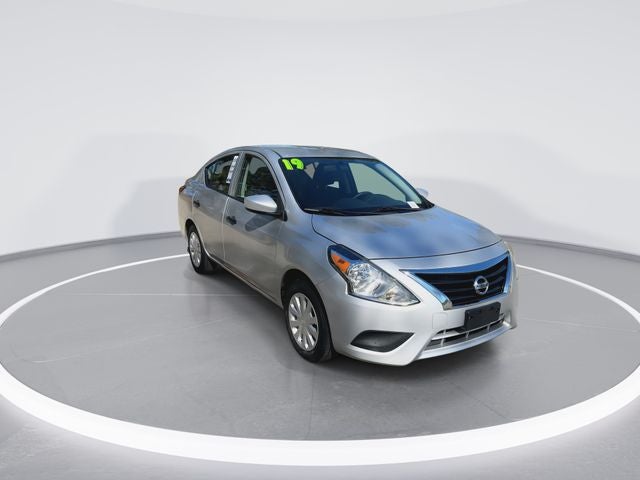 2019 Nissan Versa 1.6 S