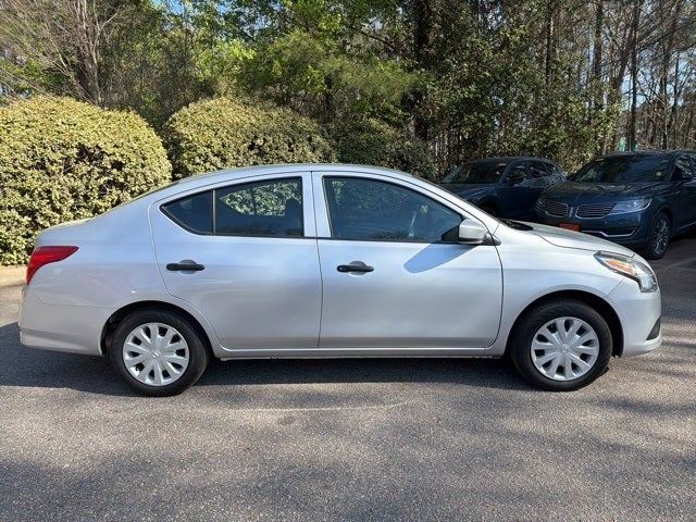 2019 Nissan Versa 1.6 S
