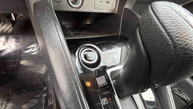 2023 Nissan Versa 1.6 SV