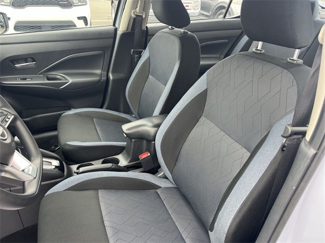 2024 Nissan Versa 1.6 SV