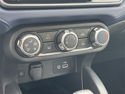 2024 Nissan Versa 1.6 SV