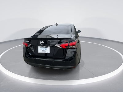 2025 Nissan Versa 1.6 SR