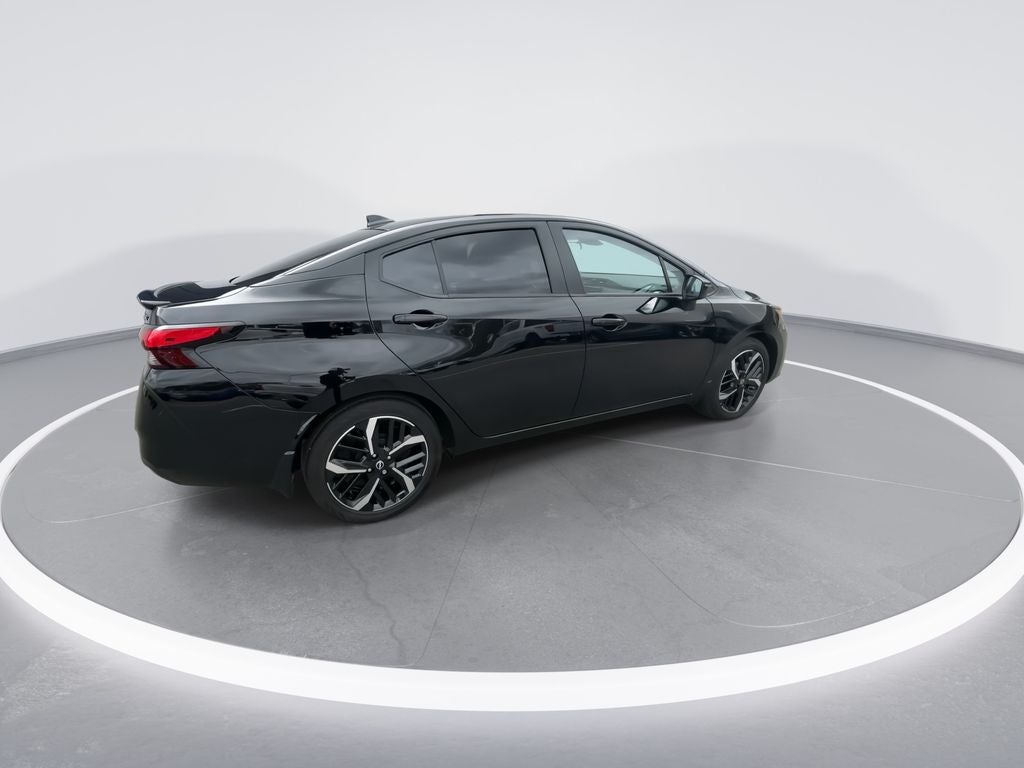 2025 Nissan Versa 1.6 SR