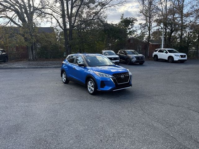 2023 Nissan Kicks S