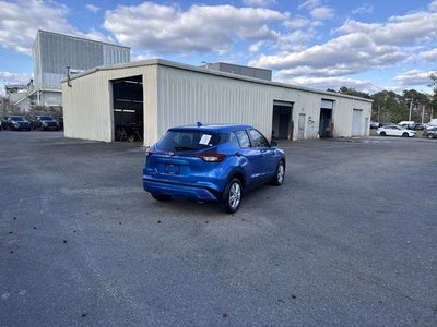 2023 Nissan Kicks S