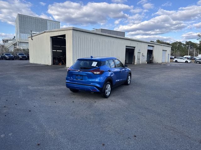 2023 Nissan Kicks S